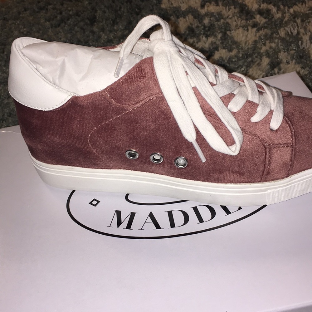 🎉HP🎉Steve Madden Shoes 👟 - Picture 4 of 4